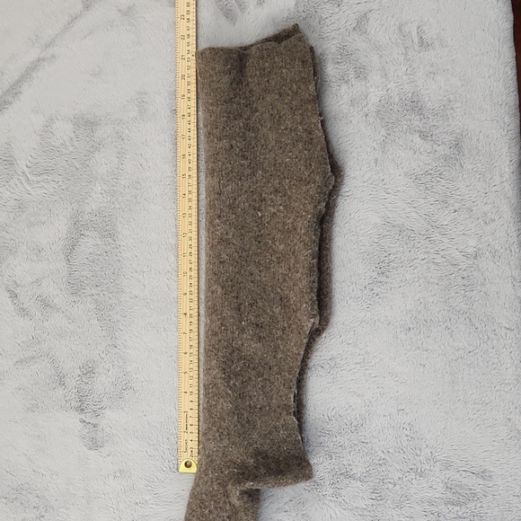 Aritzia Community Plutarch Wool yak blend Turtleneck sweater size S - Picture 9 of 10